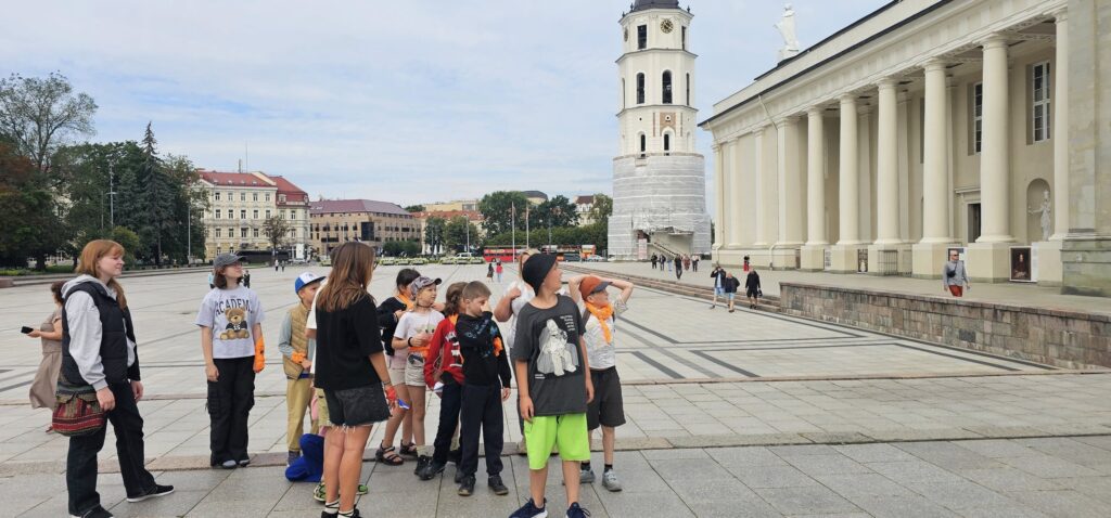 „Manęs niekas nekviečia.